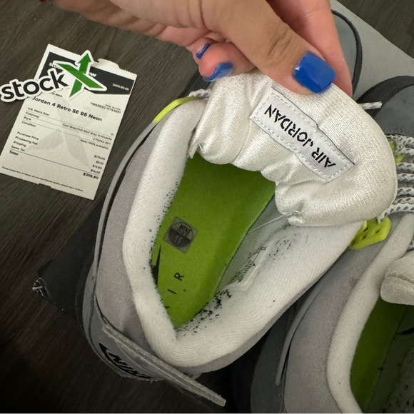 Air Jordan 4 Retro SE 95 Neon Cool Grey Volt 2020 Men’s 11 Sneakers Nike in Box - Picture 8 of 14